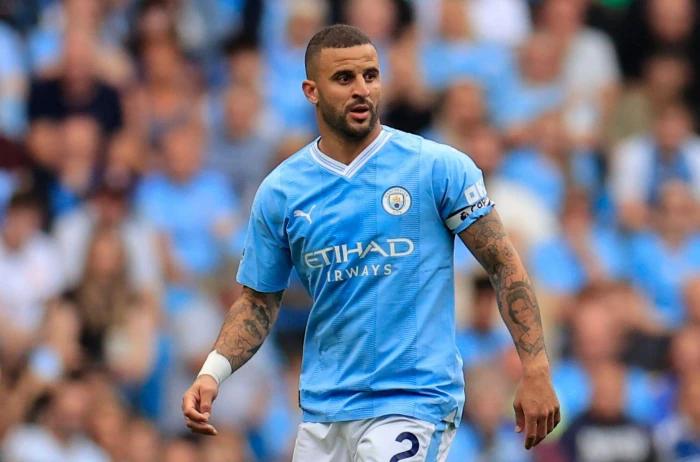 Kyle Walker targets more trophies with Manchester City after signing new deal